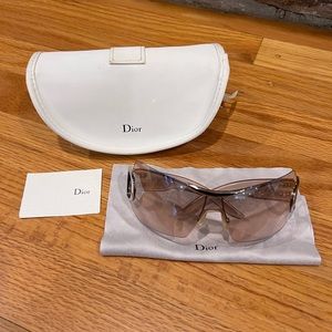 Christian Dior Peach Airspeed 1 Shield Sunglasses with case and card